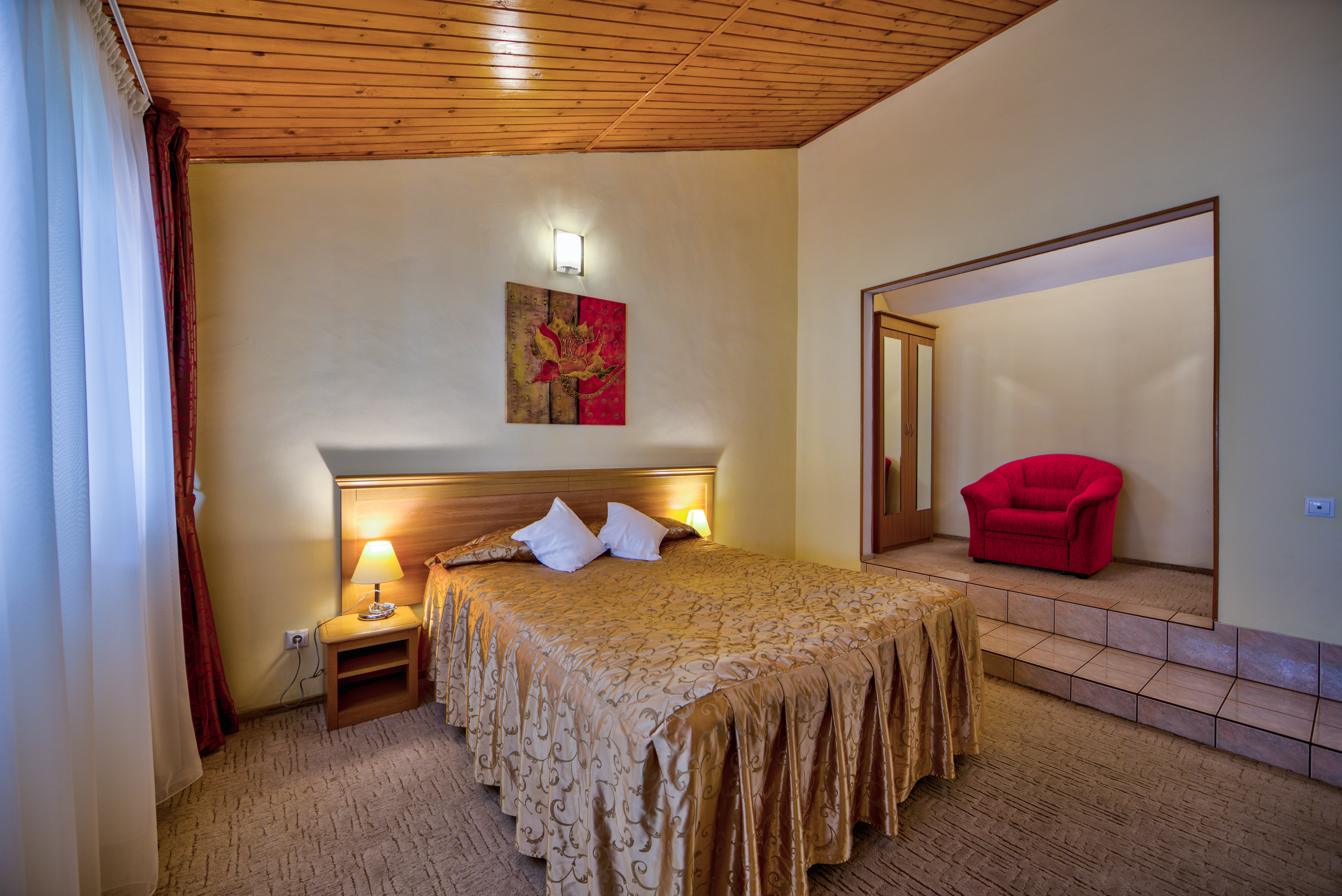 Comfort Double Room 3* in Ambient Hotel , 27 Iuliu Maniu, Brasov, Romania