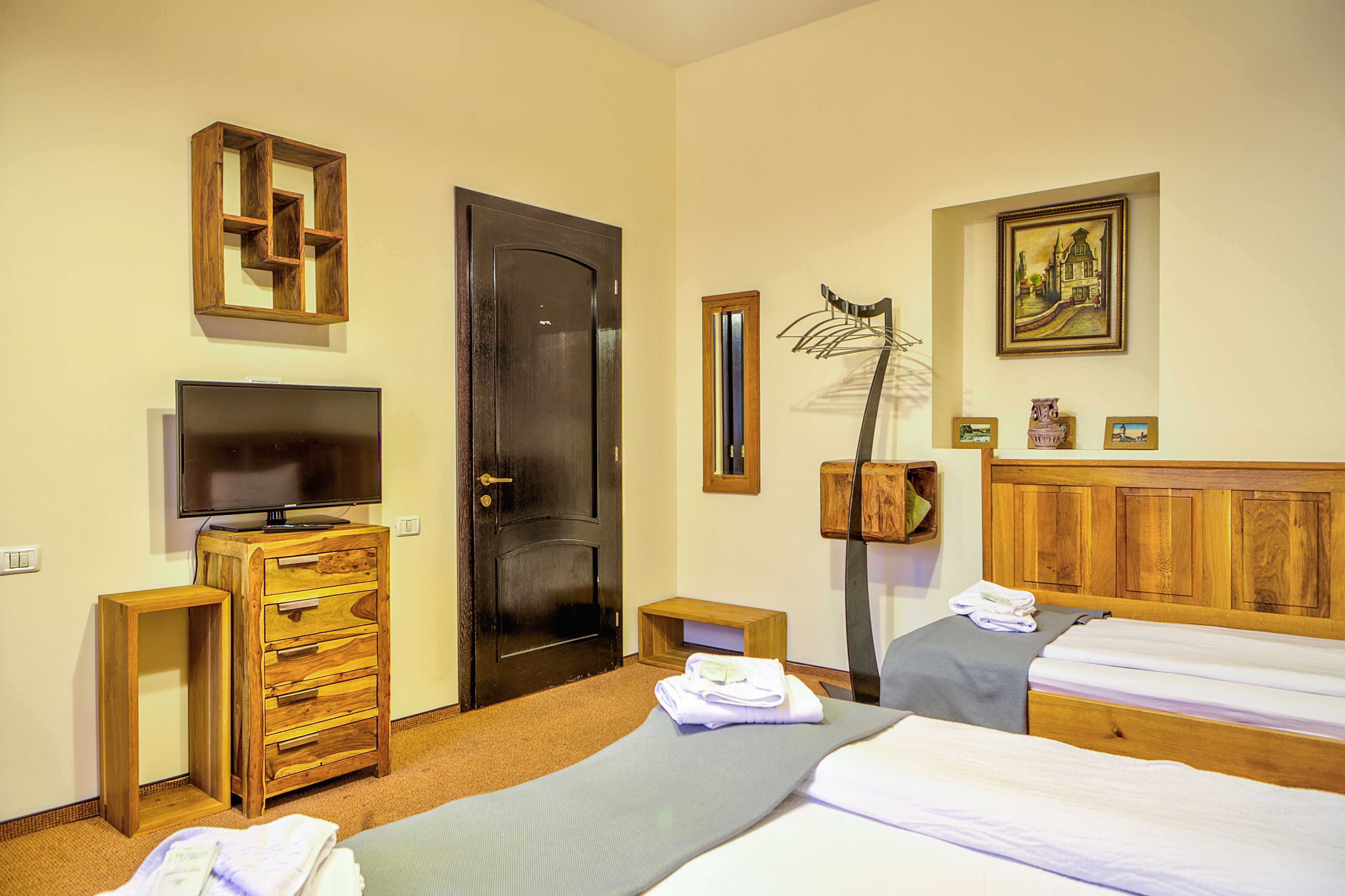 Double or Twin 3* in Ambient Residence , 3 Castanilor st., Brasov, Romania