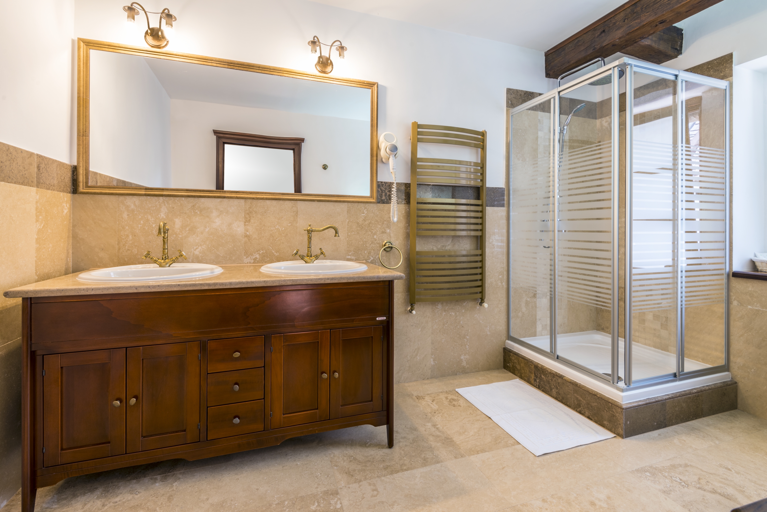Executive Double 5* in Resort Ambient , 23 Morii st., Cristian, Brasov, Romania