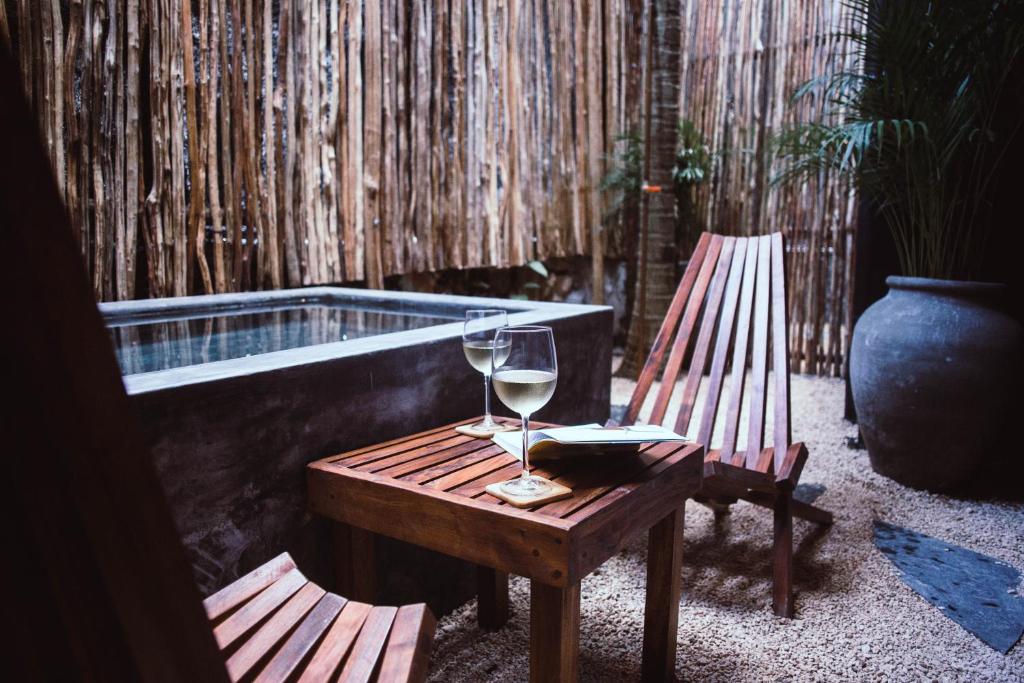 Suite with Private Pool