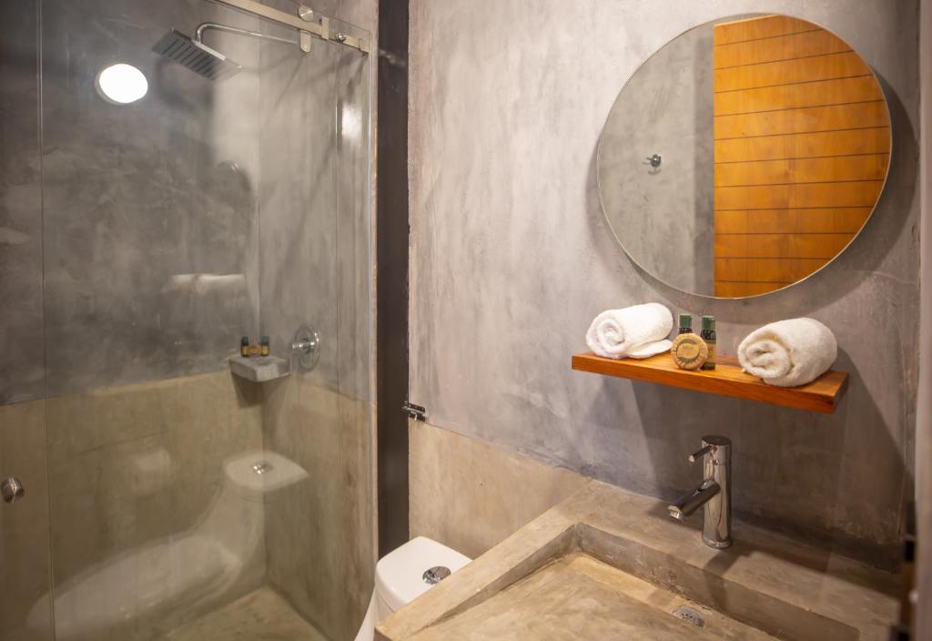 Deluxe Double Suite