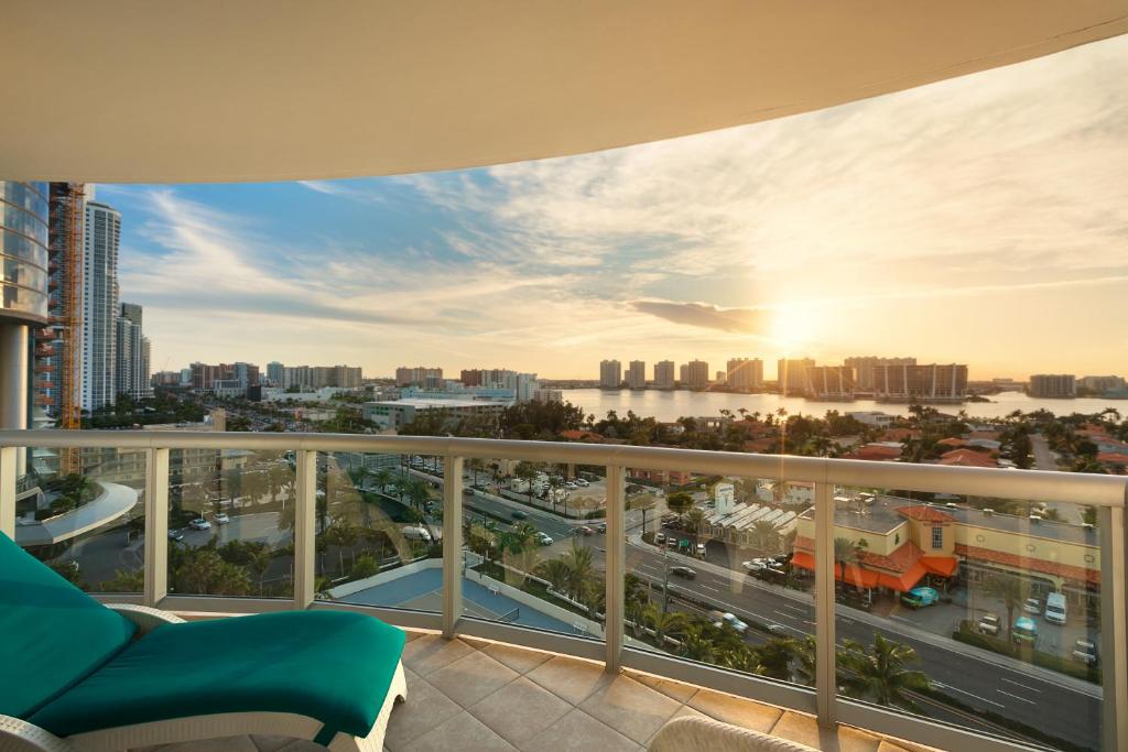 Two-Bedroom Suite with Bay View