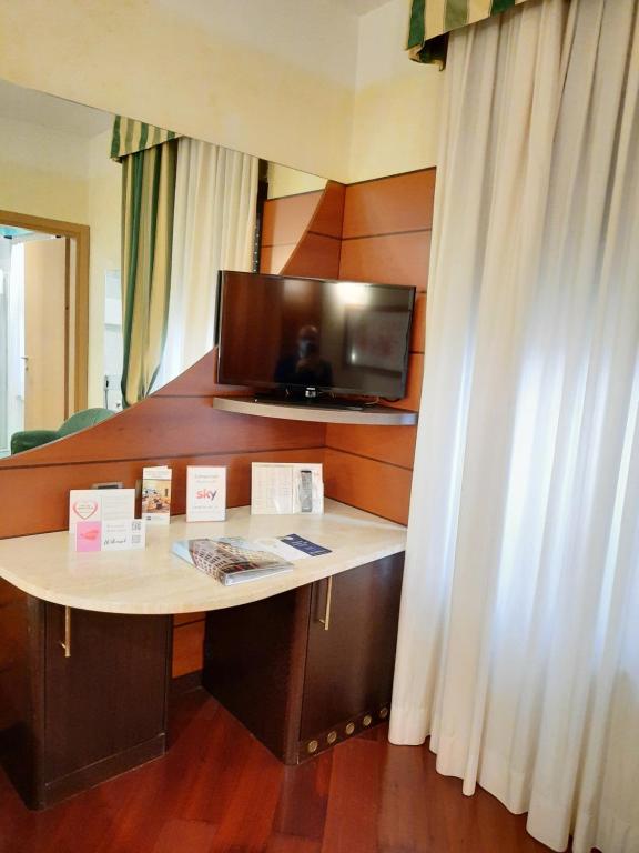 Economy Single Room