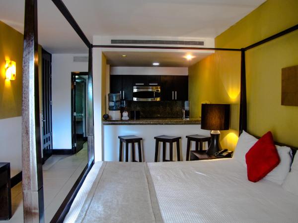 Aldea Thai 218