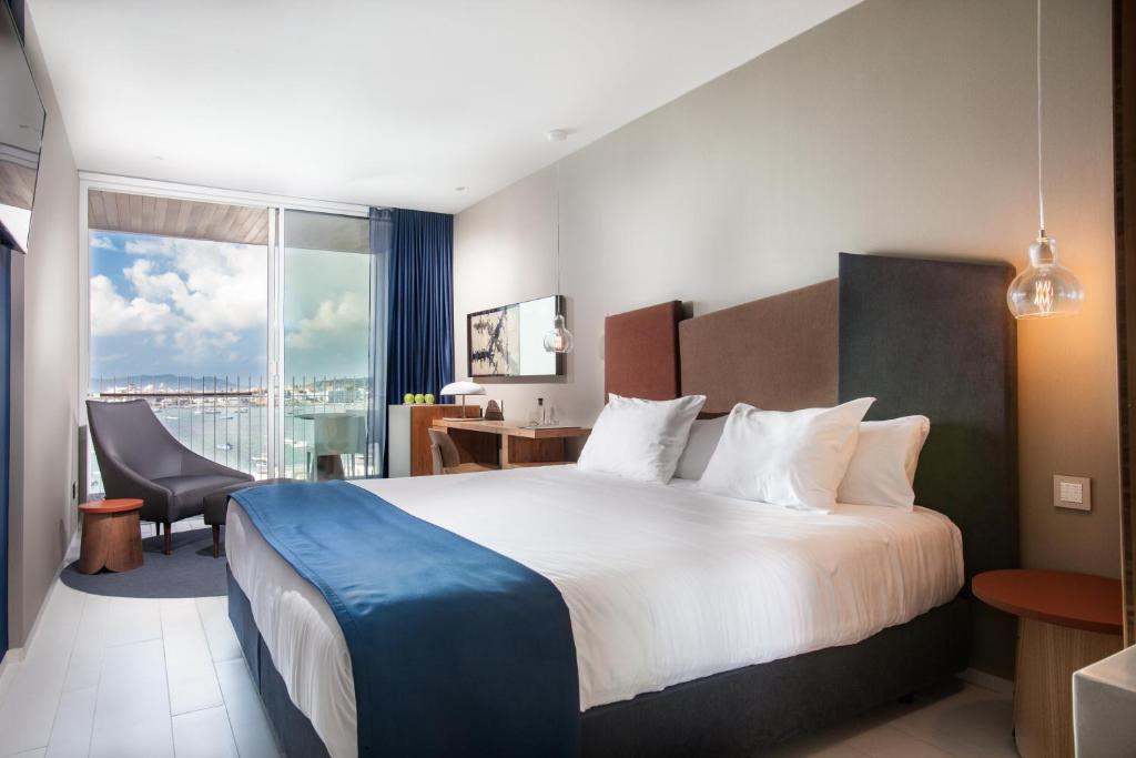 Deluxe Double Room with Sea View
