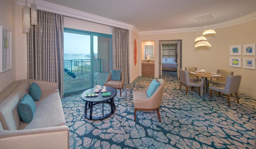 2 Bedroom Terrace Club Suite