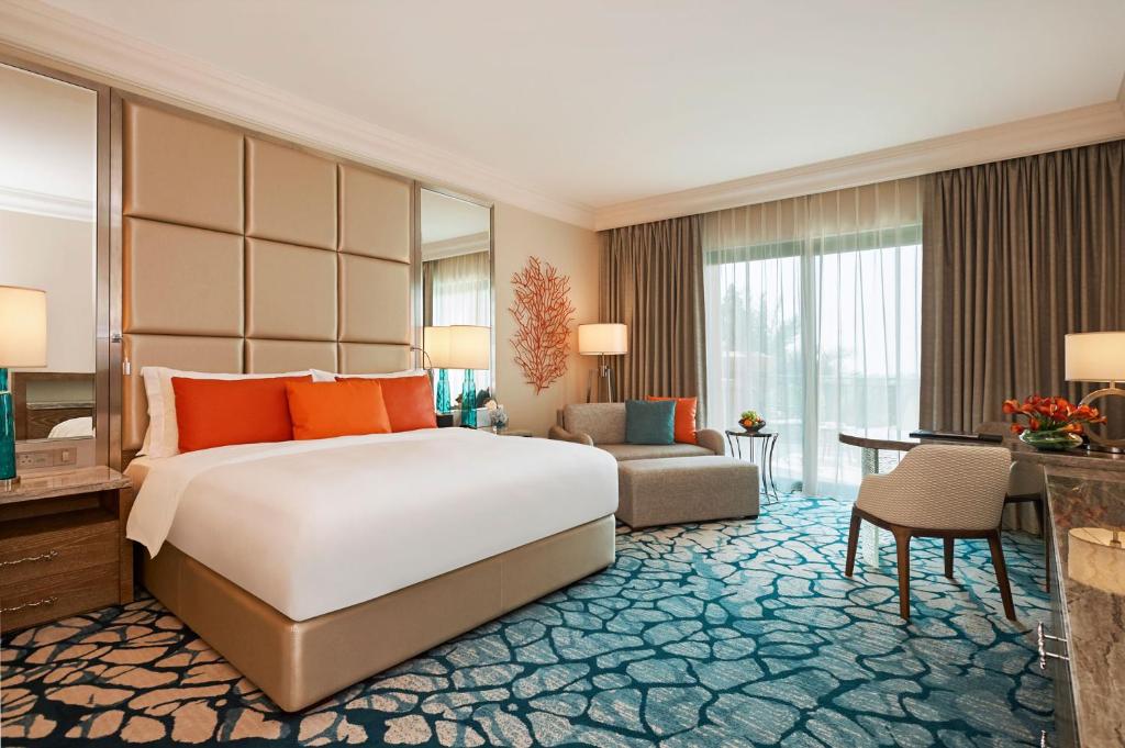 Palm King Room
