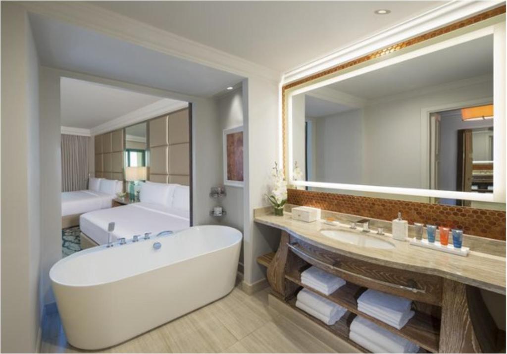 Imperial Club Queen Room