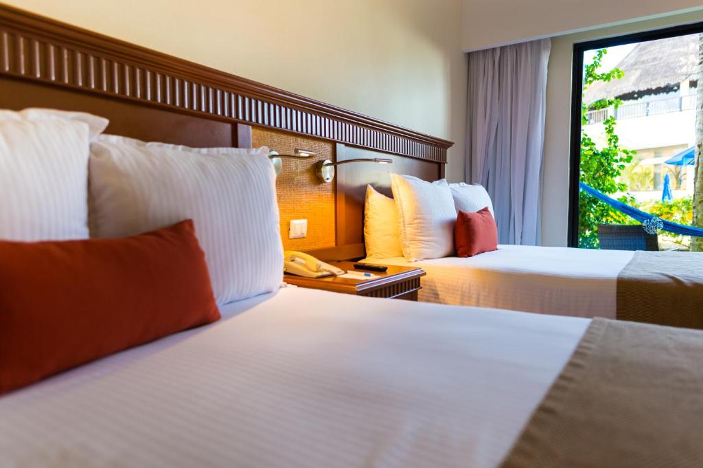 Family Premium Room ( 1 Adult+ 1 Child)