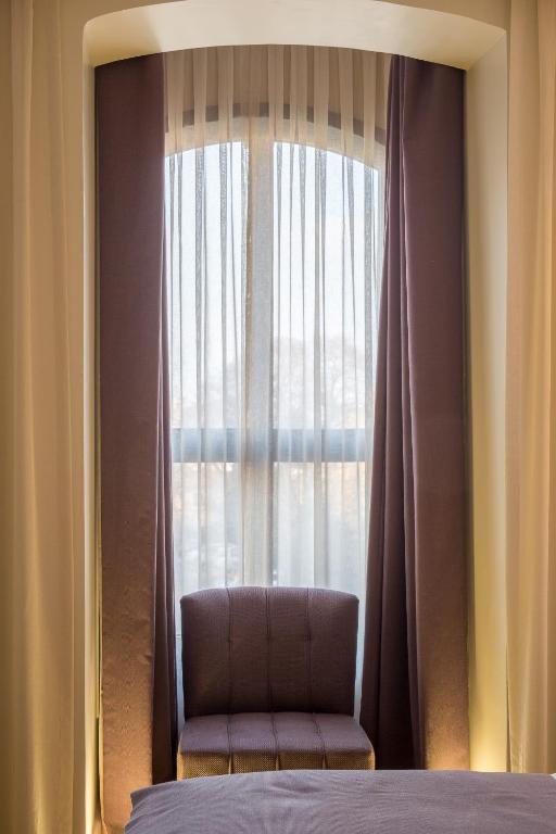 Deluxe Room with City View