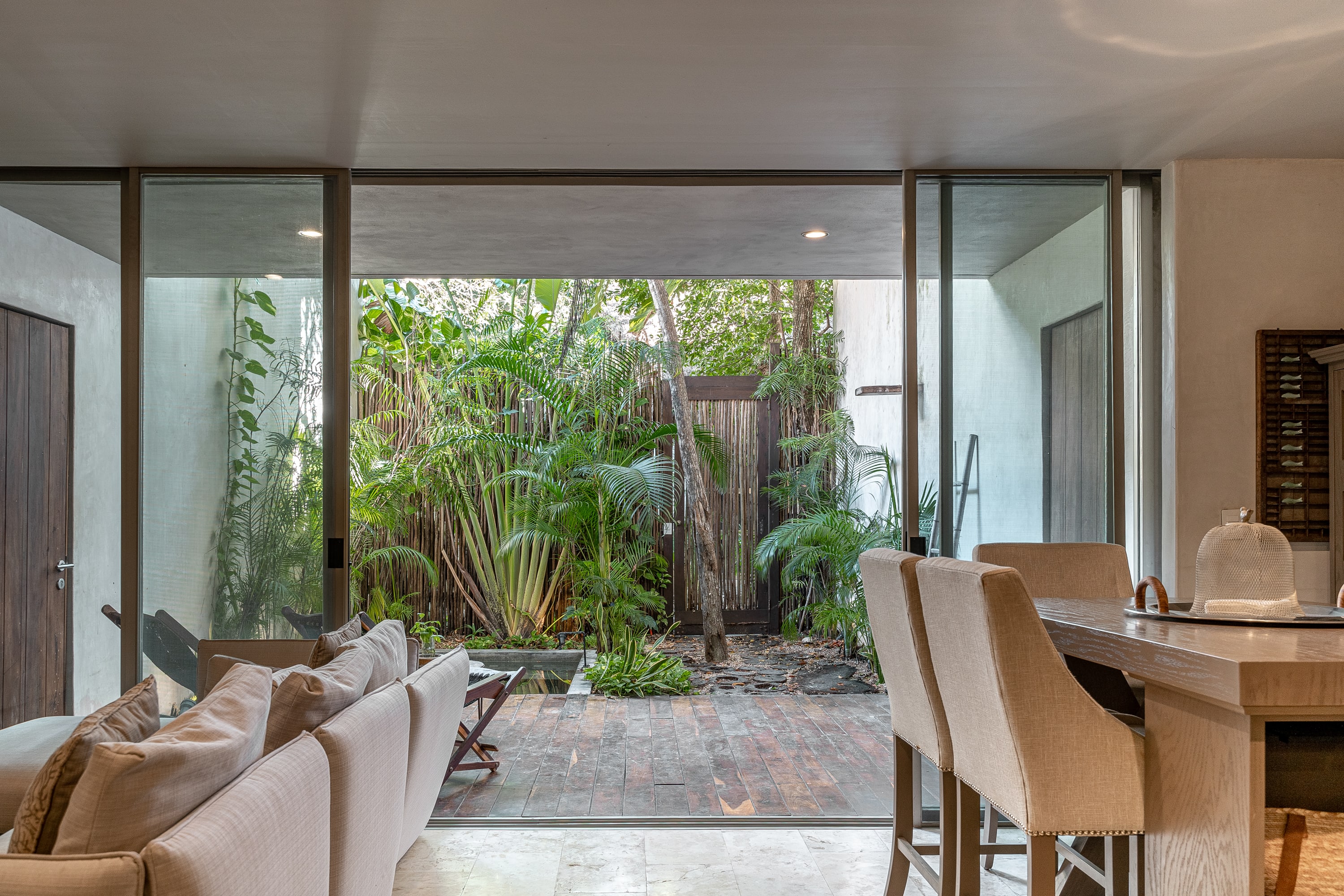 Cozy Jungle Apartment in Aldea Zamá