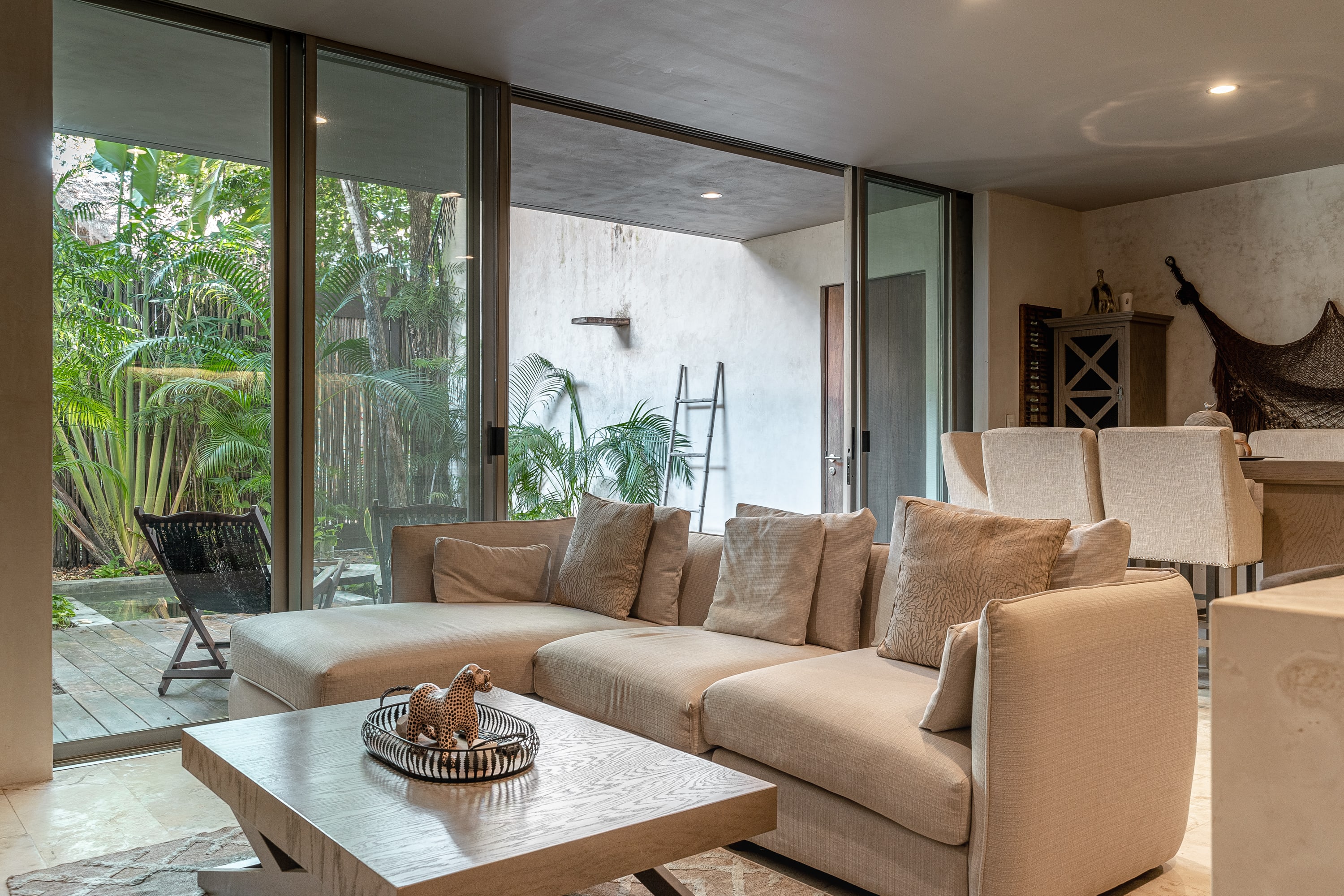 Cozy Jungle Apartment in Aldea Zamá