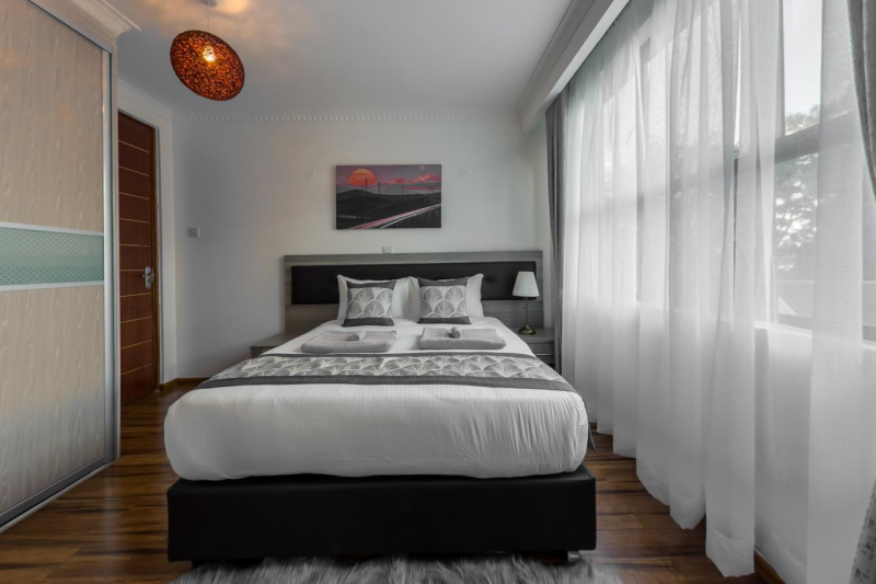 Edmor Residences - Riverside