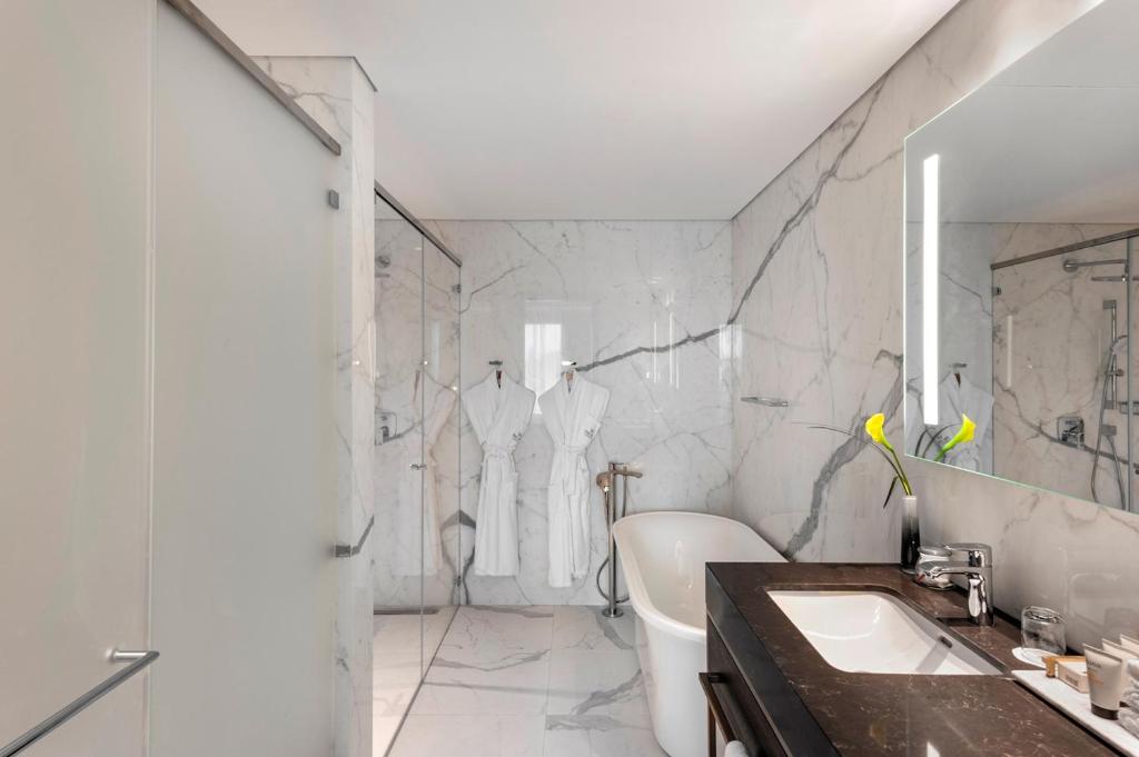 Premium Double Room with Courtyard View