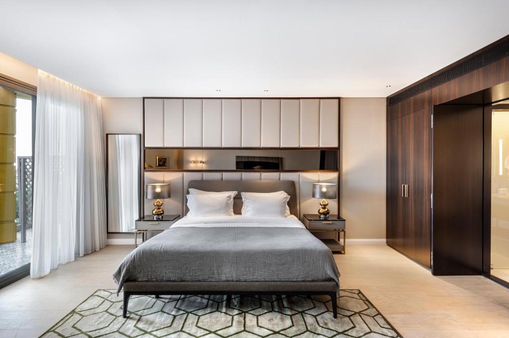 Grand Premium Room with Old City View