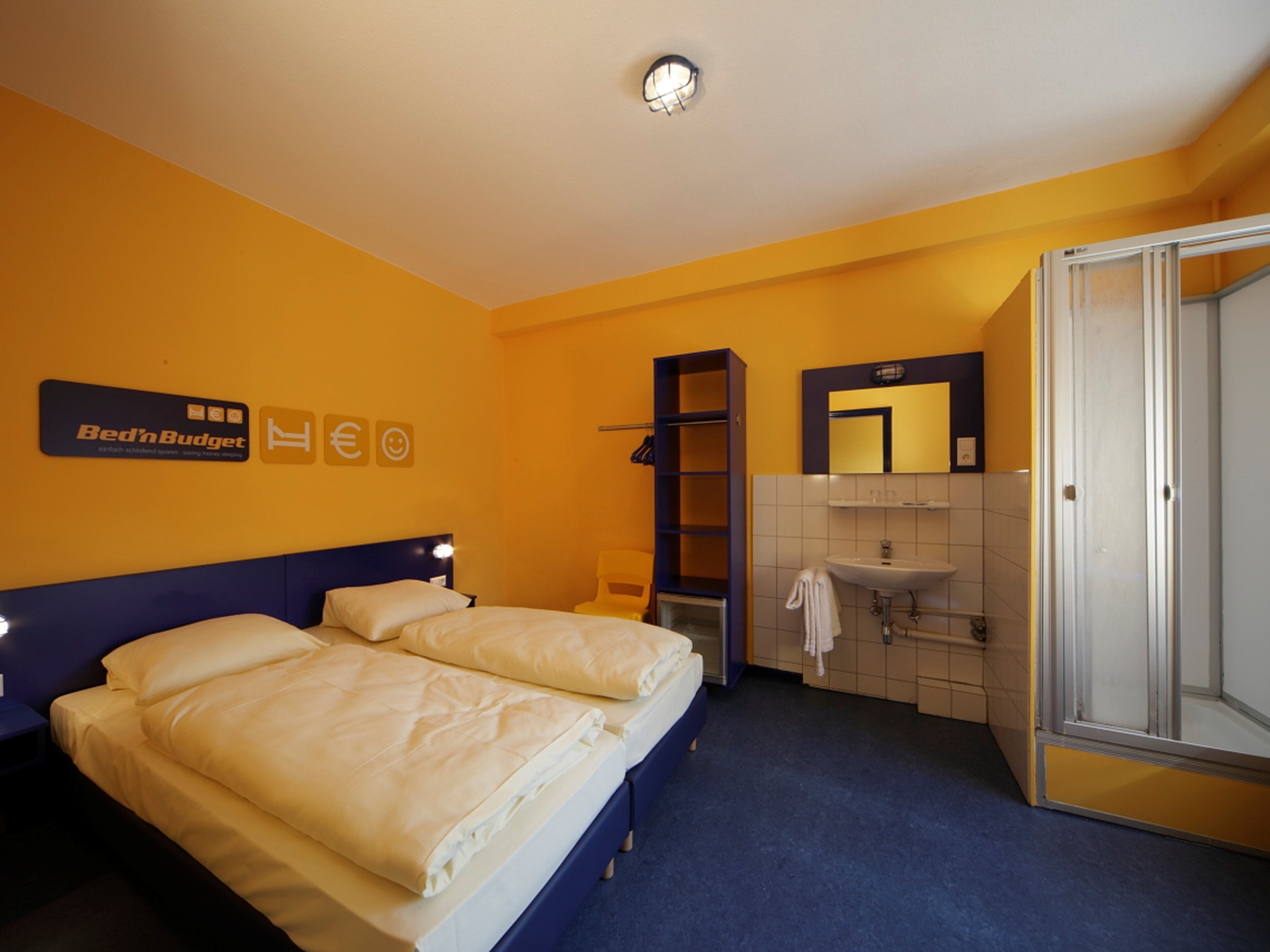 Double or Twin Room with Shower