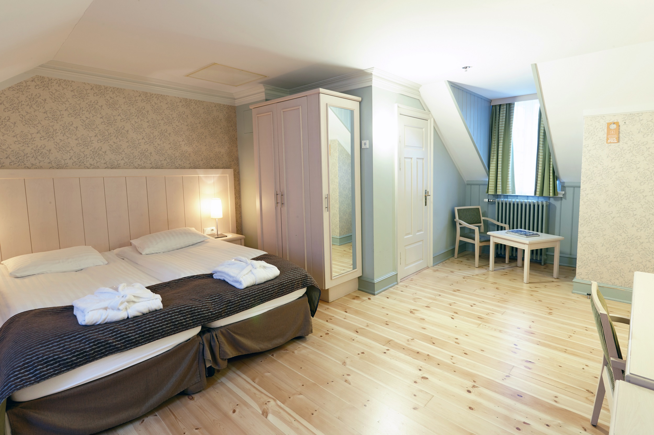 Deluxe Double - Twin Room