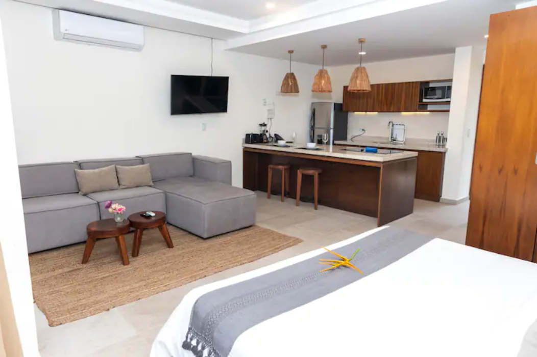 Deluxe Studio with private plunge pool - The Waves Tulum Resort