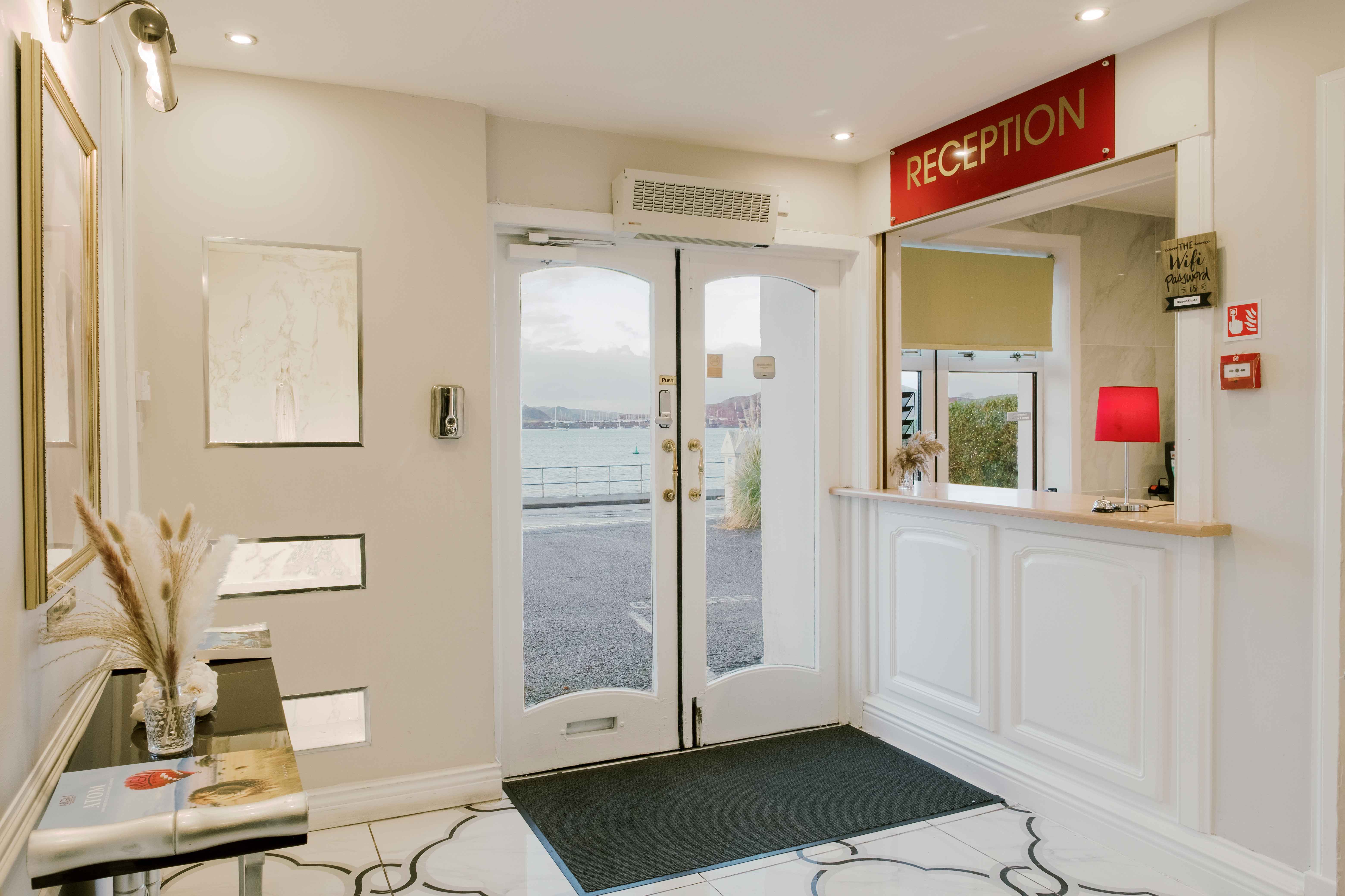 Muthu Queens Oban Hotel