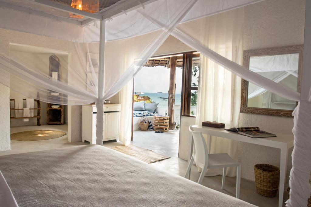 Deluxe Room with Sea View - Single