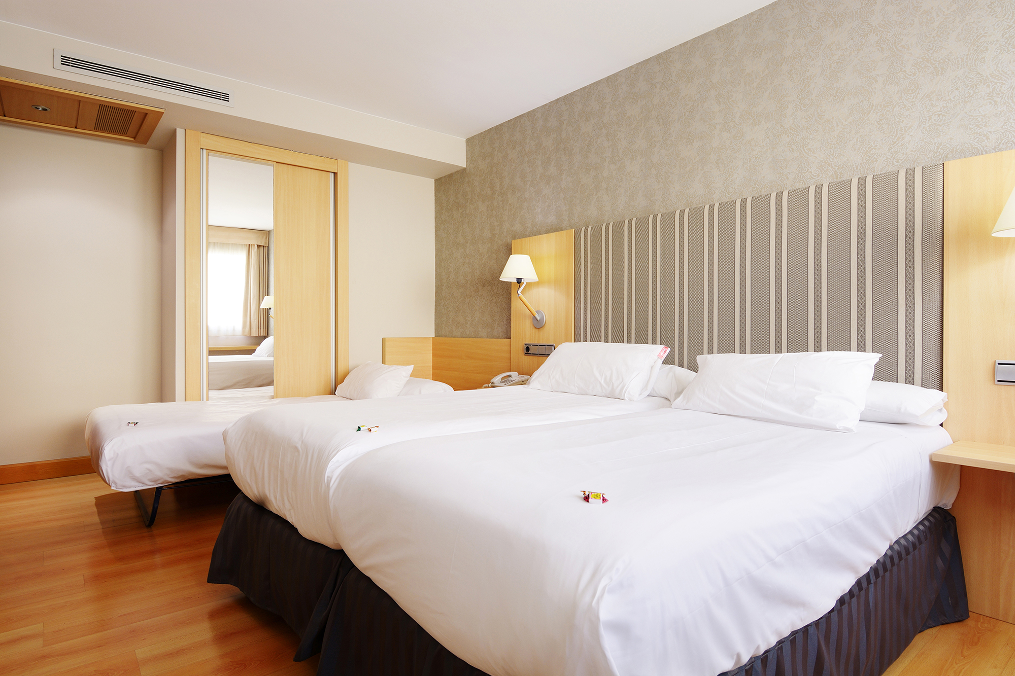 Triple Room