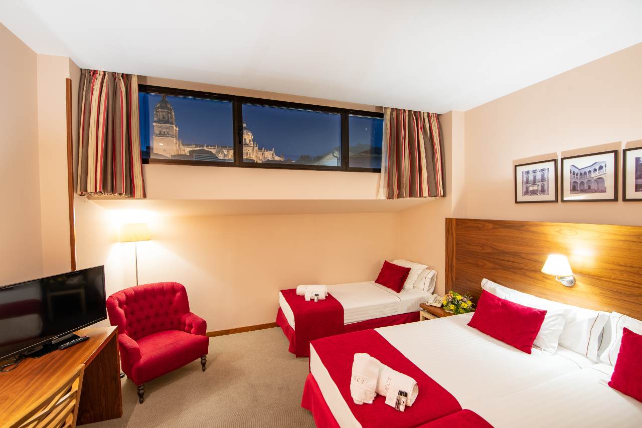 Triple Room