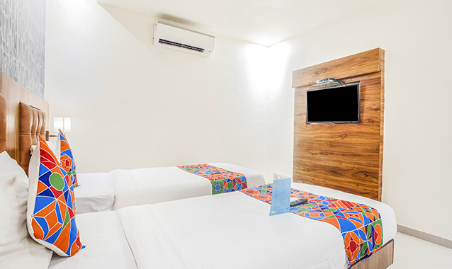 FabHotel Amour Andheri East