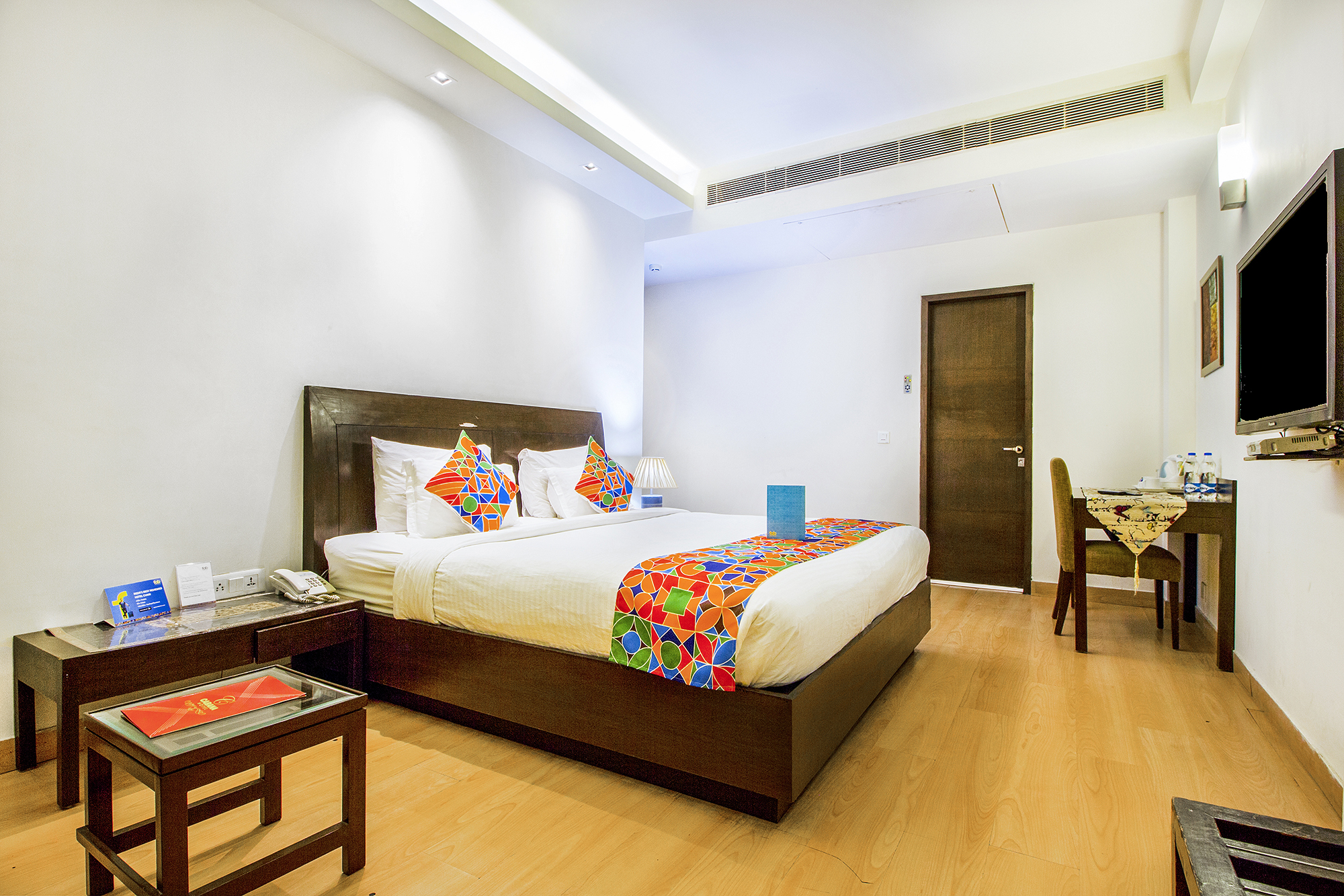 FabHotel Cabana, New Delhi 5