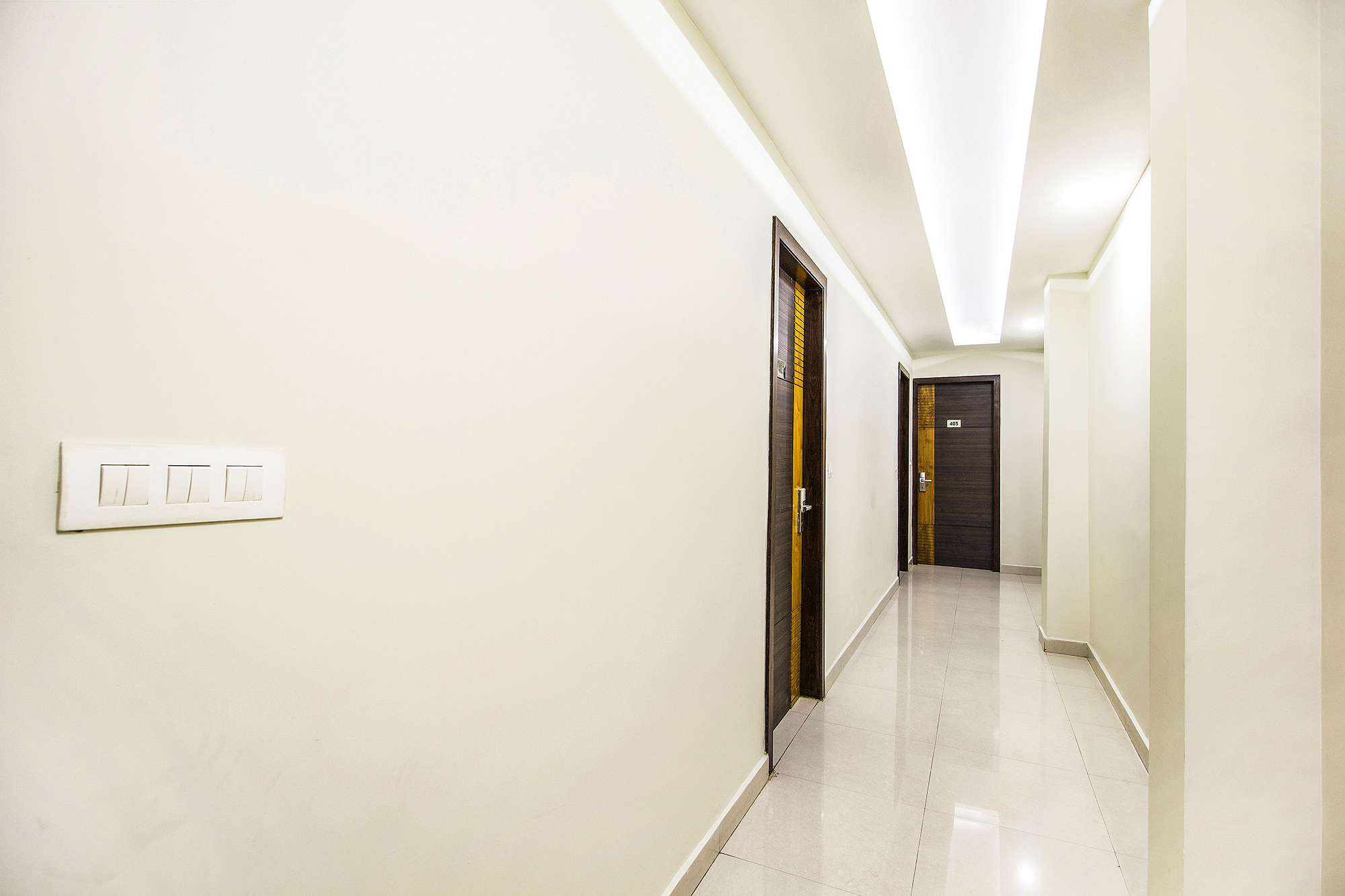 FabHotel KK Continental Albert Rd