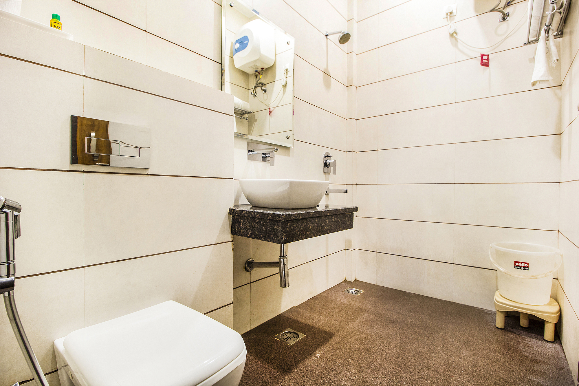 FabHotel KK Continental Albert Rd