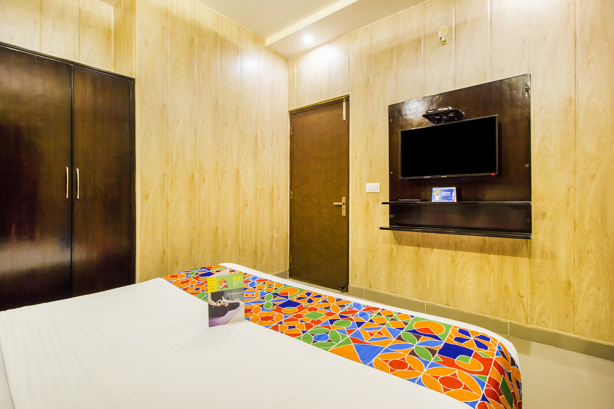 FabHotel Jannat Zirakpur - Fully Vaccinated Staff