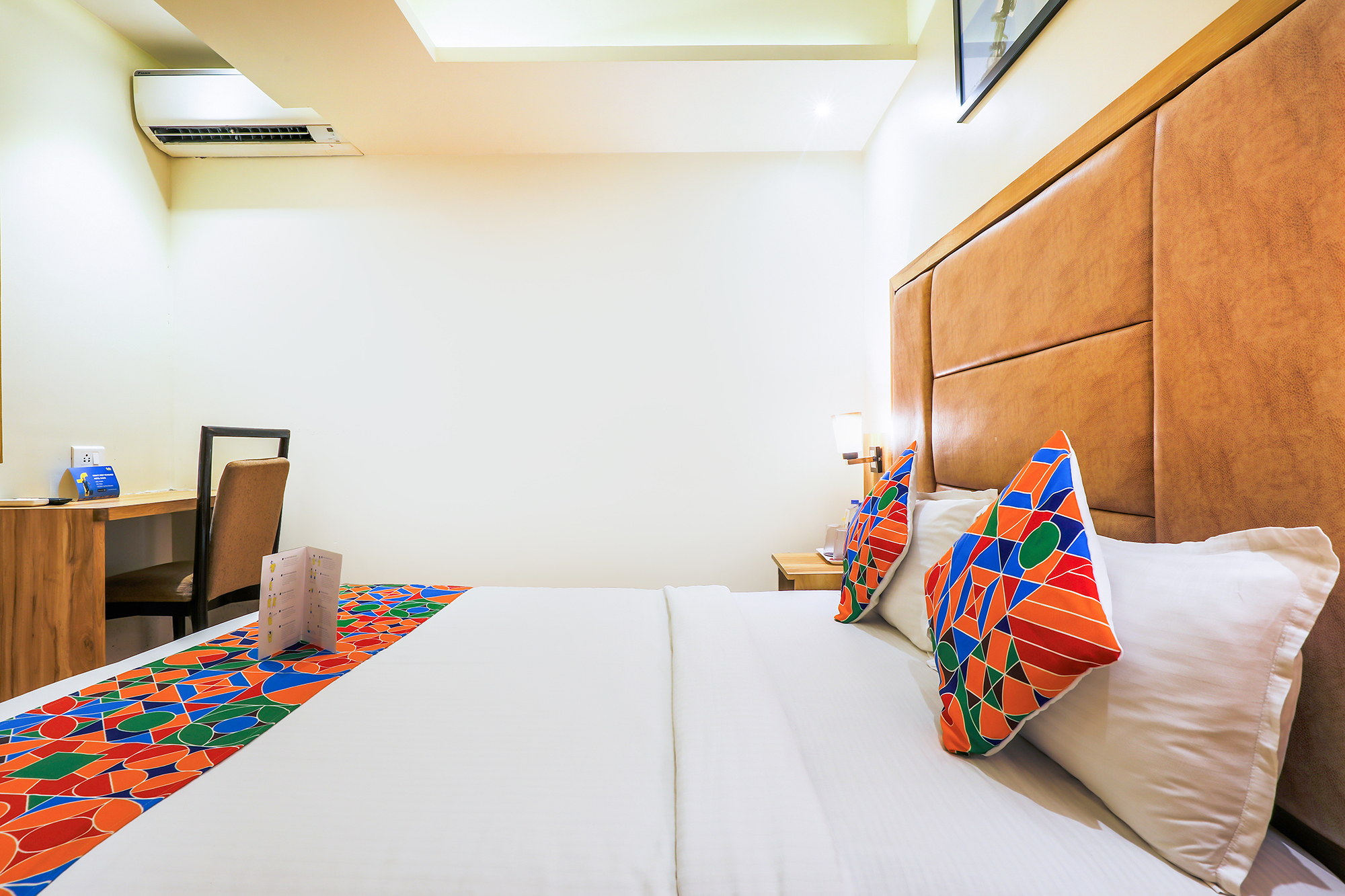 FabHotel Byaris International