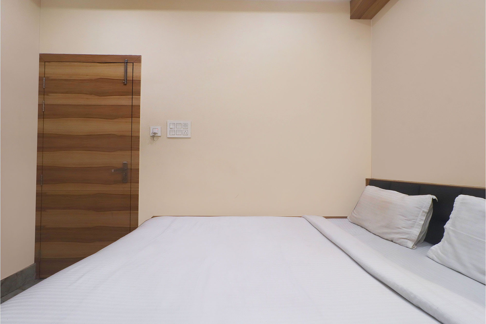 FabHotel Ganpati 2