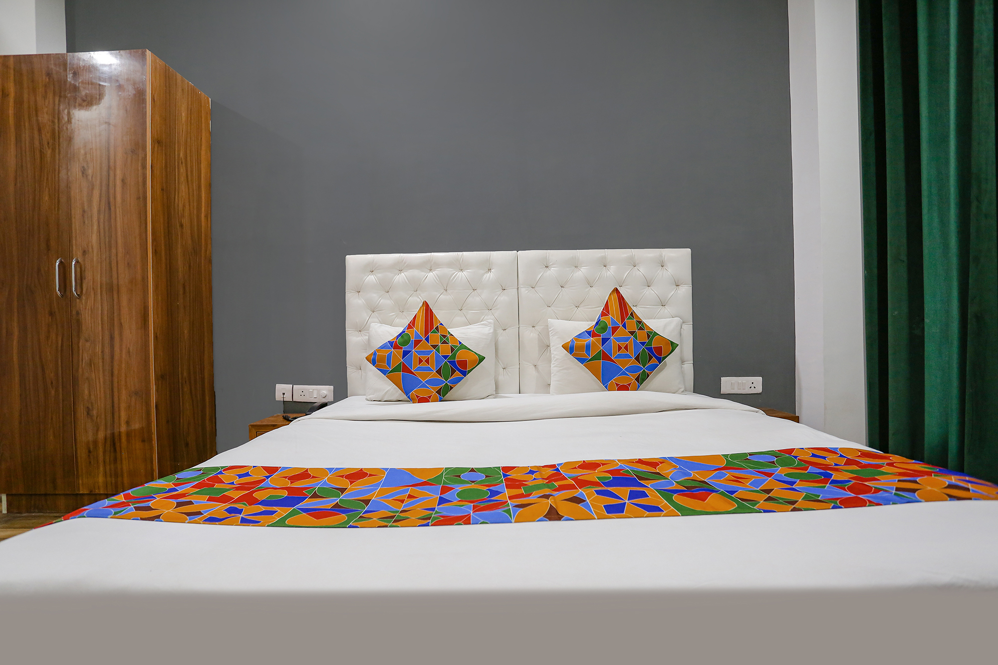 FabHotel Skylight Inn, Gurgaon 5