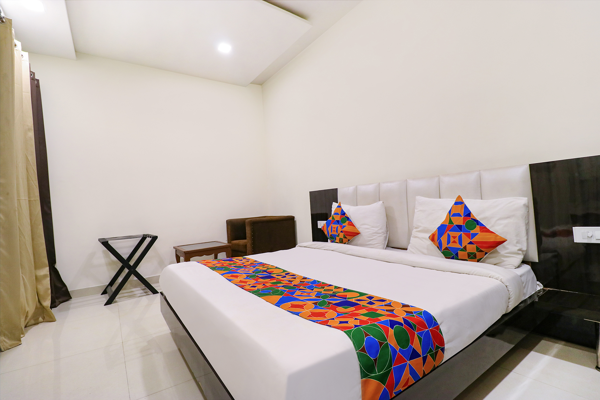 FabHotel Golden Home