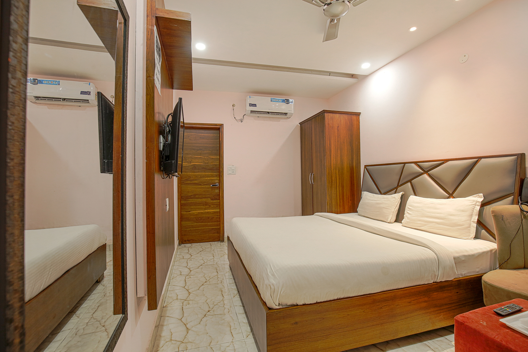 FabHotel Stevia, Zirakpur 3