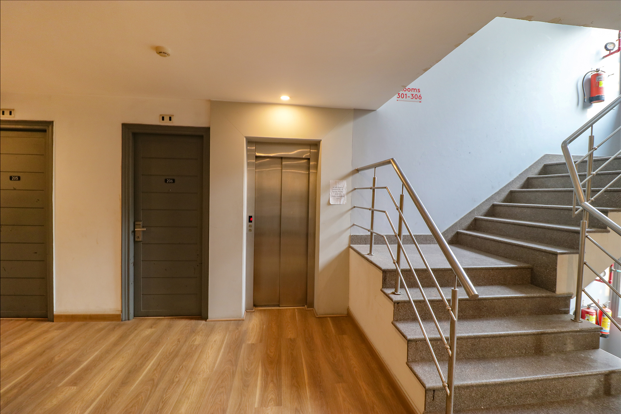 FabHotel Majestic JPM I