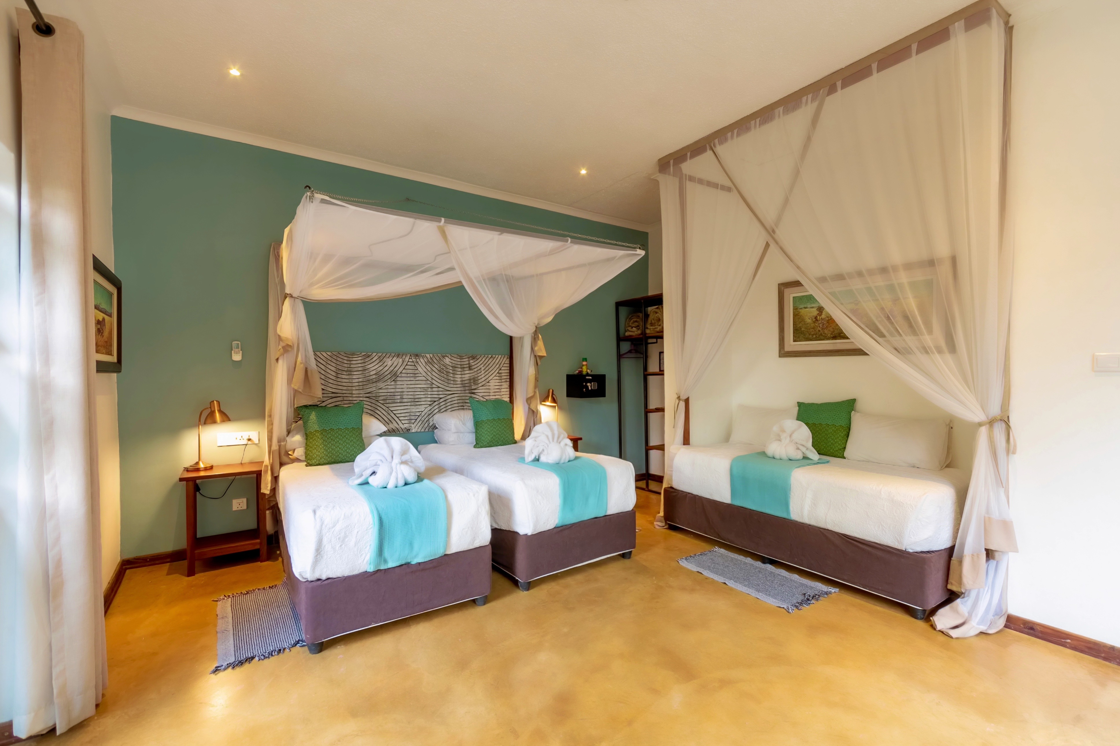 Deluxe Triple Room