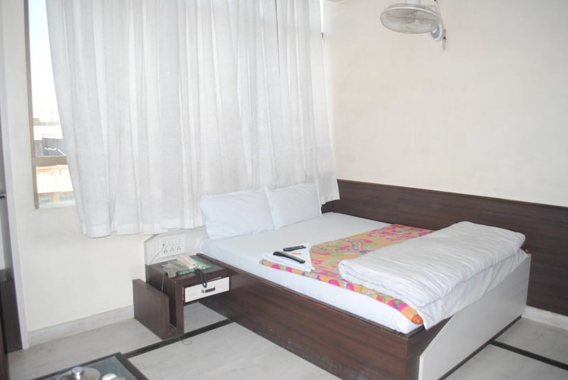 Hotel Vinayak Palace, Sikar 1