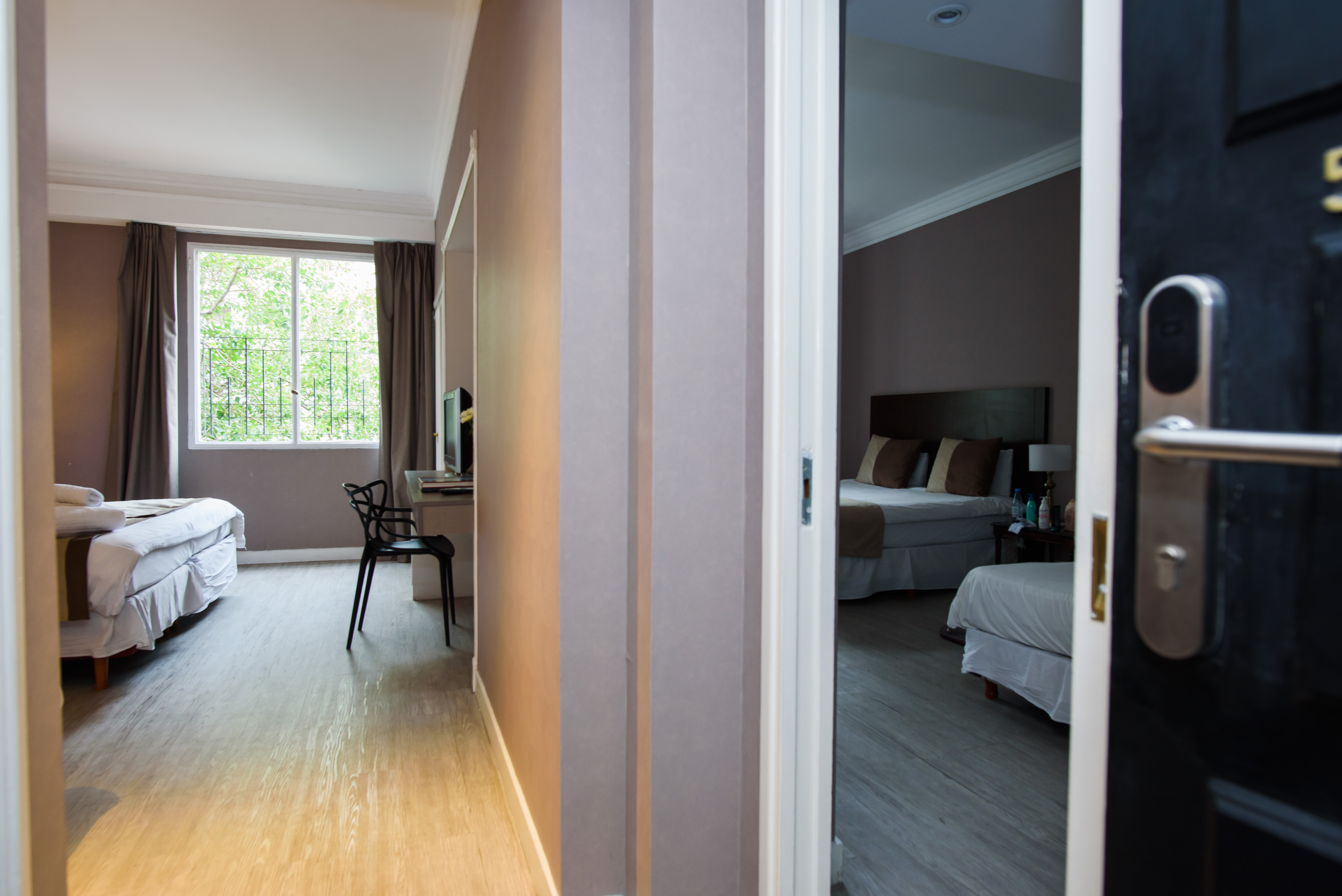 2 HABITACIONES COMUNICADAS