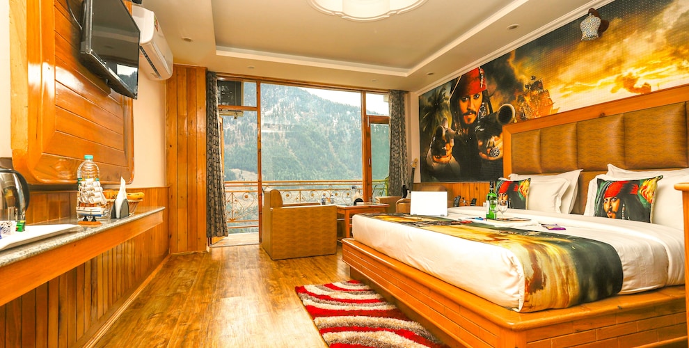 Jack Sparrow Room whole Manali View with Balcony (Hot & Cold AC)