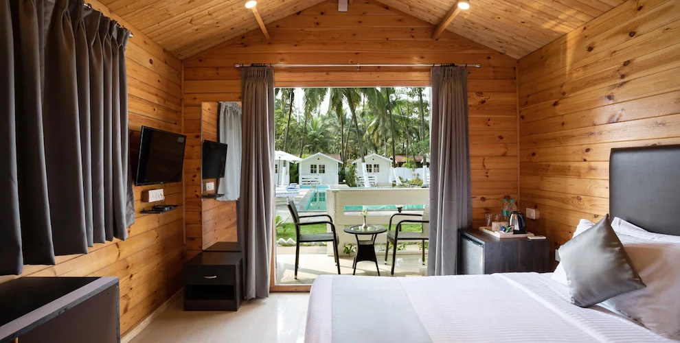 Pool Front Cottage