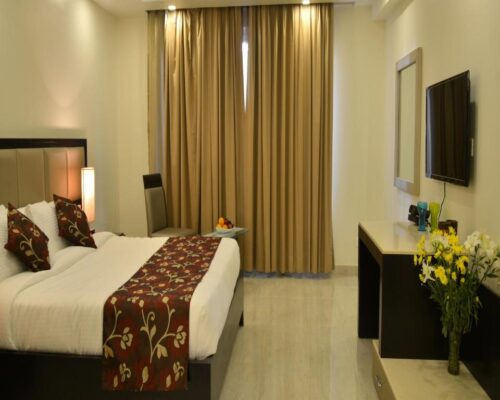 King Suite With Pool View