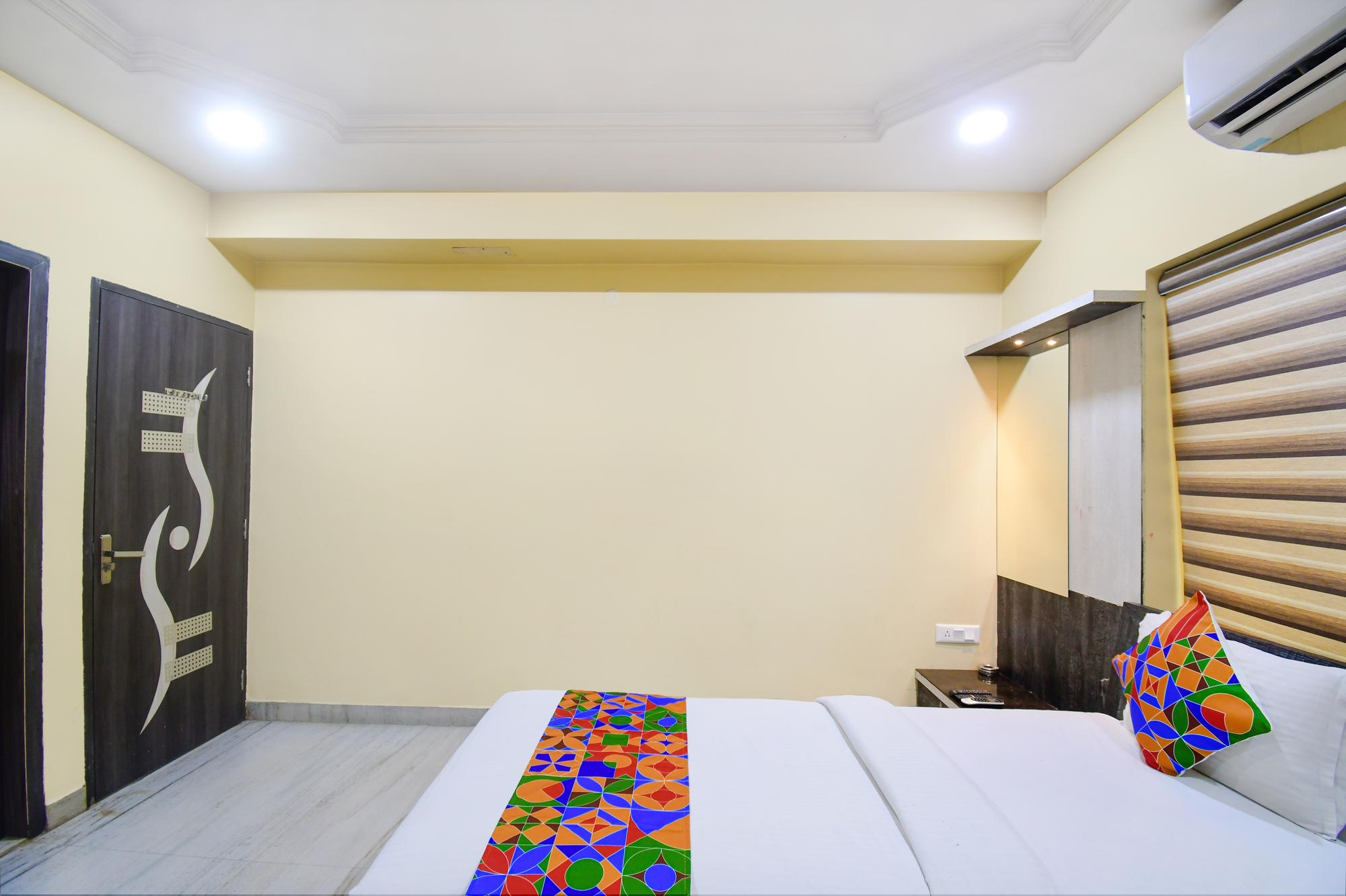 FabHotel Divira Inn, Kolkata 5