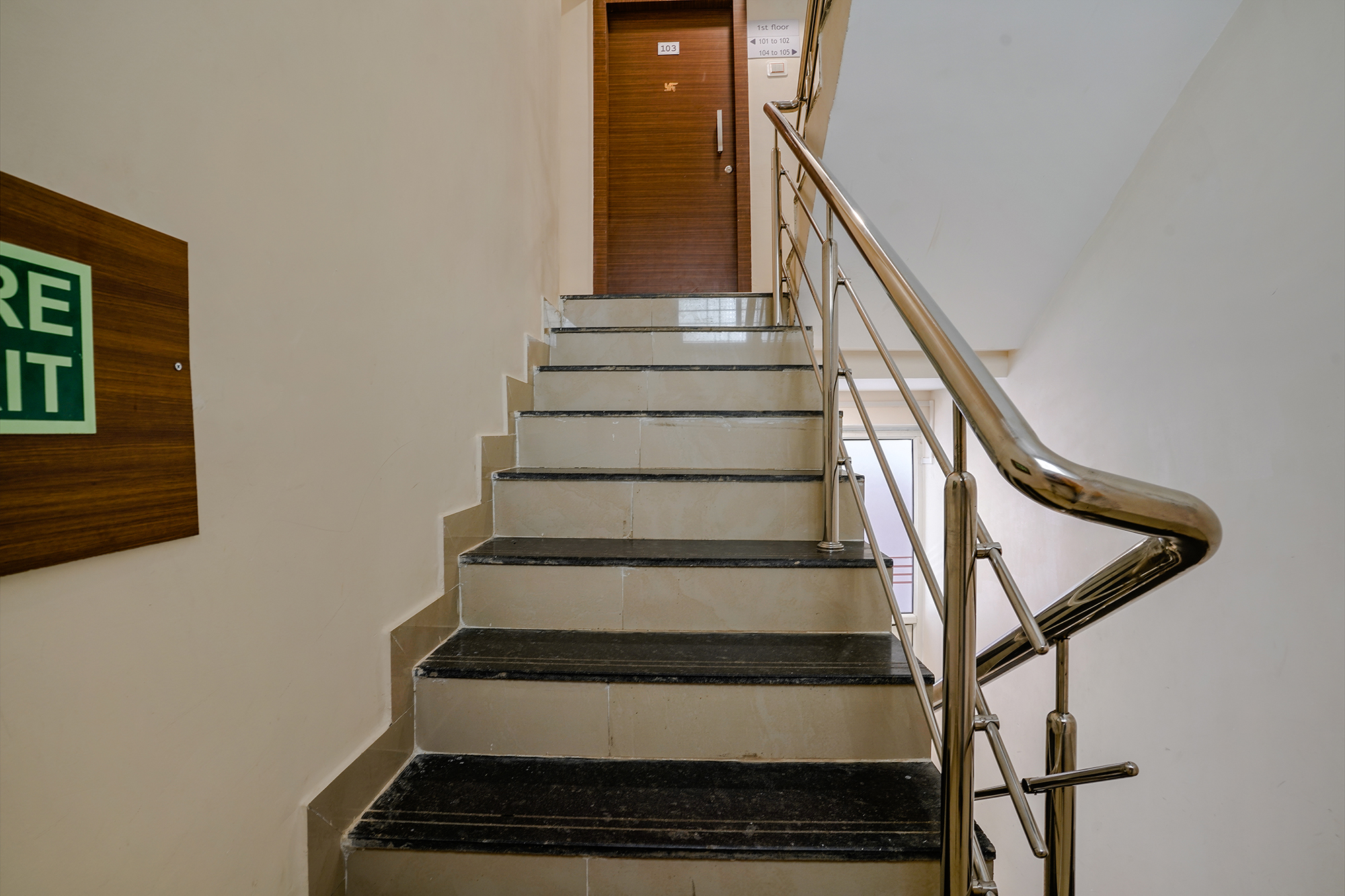FabHotel Royal Inn NS, Pune 4