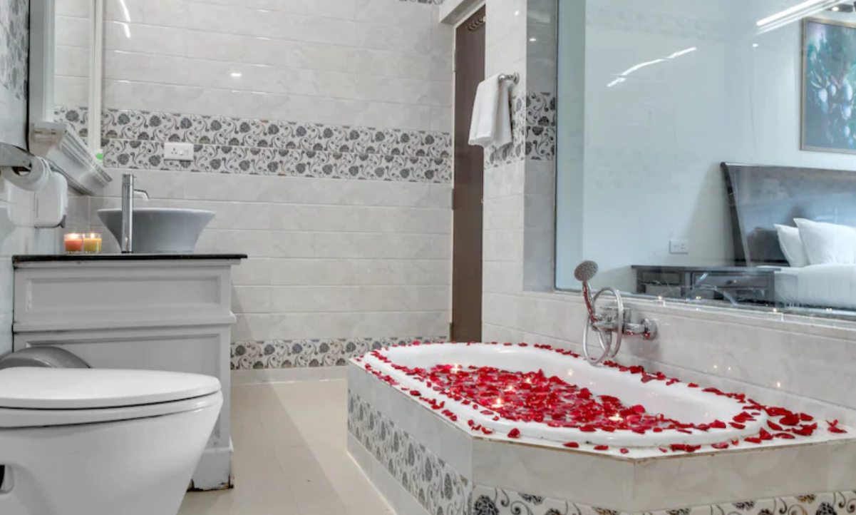 Deluxe Double Room with Balcony