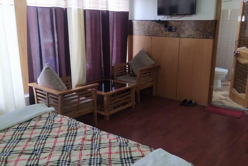 Dolma Guest House, Leh 5