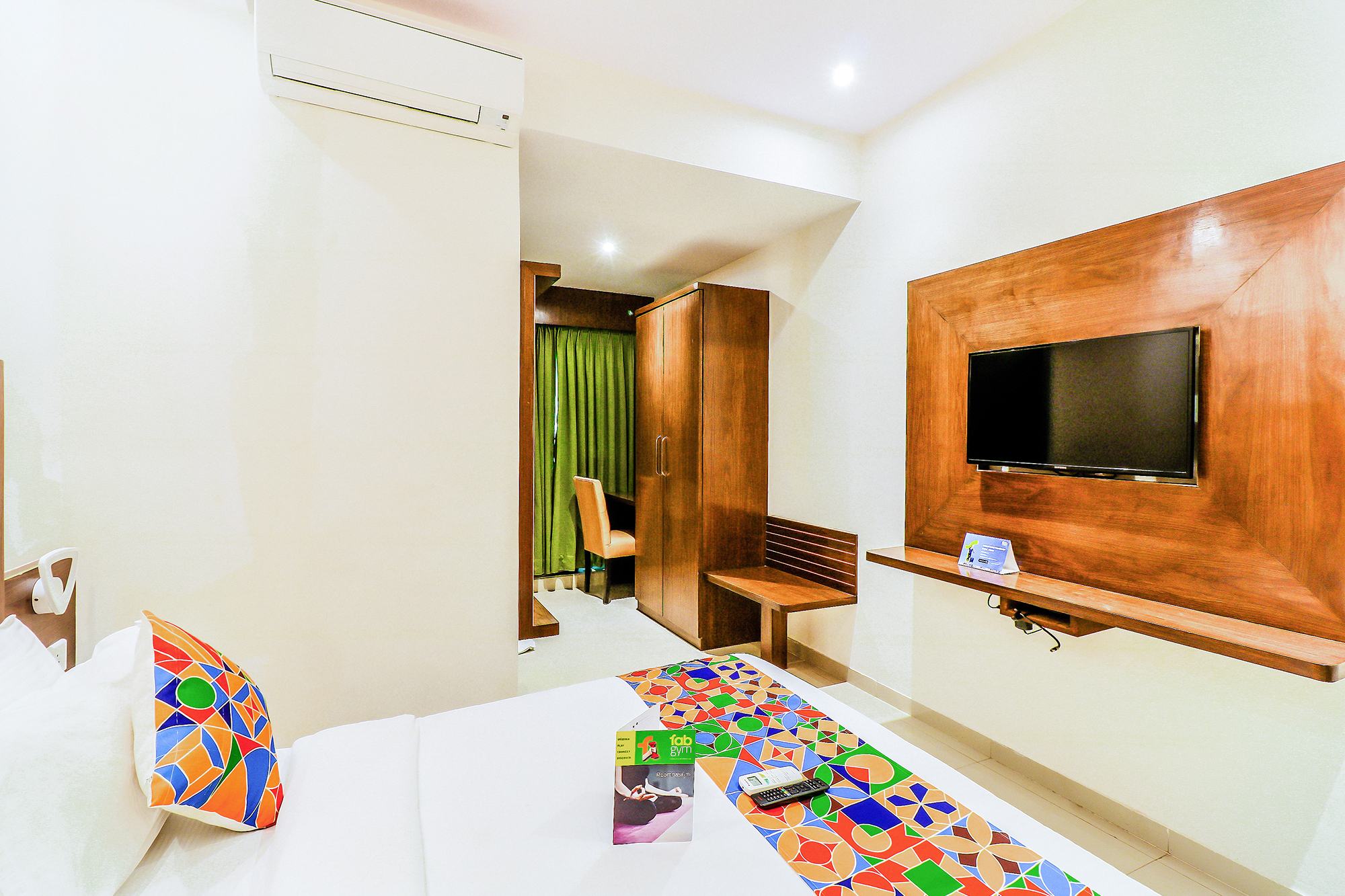 FabHotel Admiral, Mumbai 3