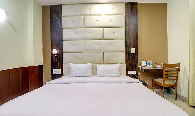 FabHotel Club Junction