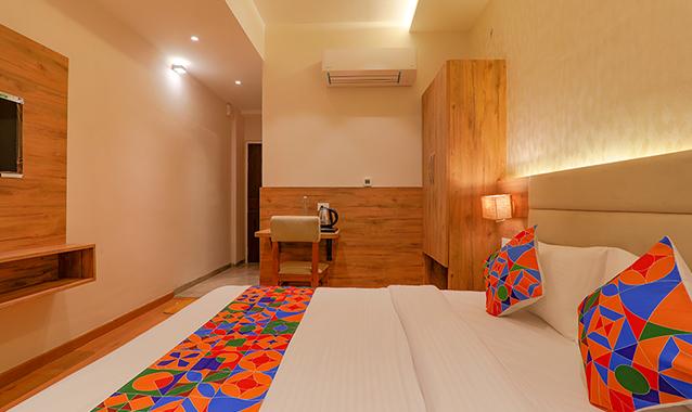 FabHotel Pratham Inn, Lucknow 3
